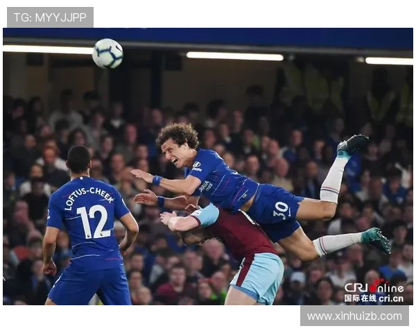 坎特斩获英超最佳球员奖项的视频全记录